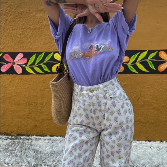 ISO!! 30 or 31. Any print on those. - Picture 1 of 11